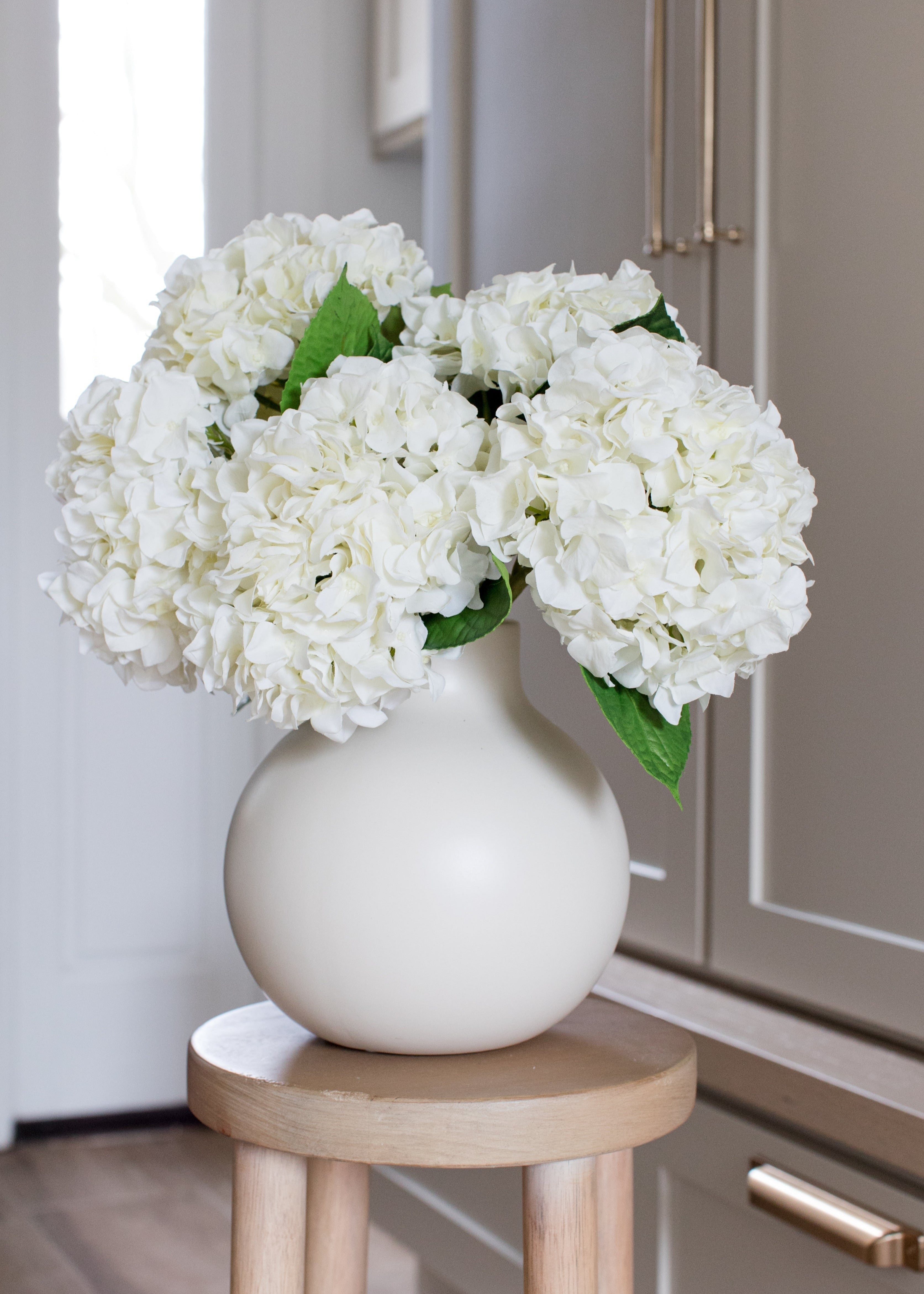 Fake Flowers Real Touch Hydrangea Stem in Talc White  - 18